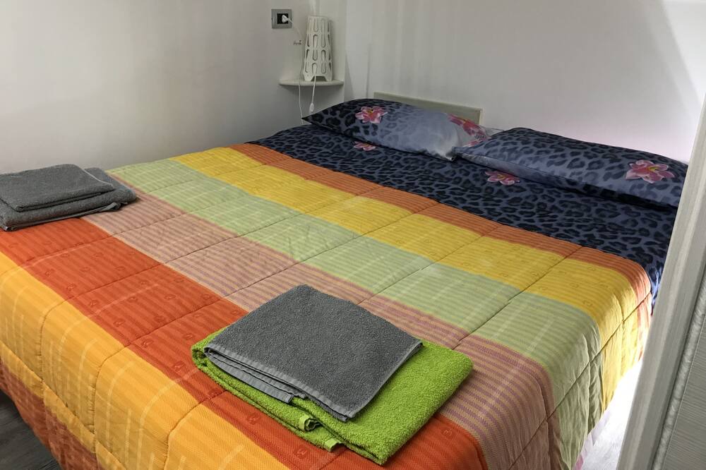 Photo of Bedroom in Avola