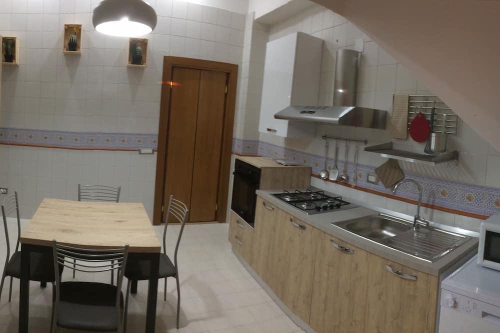 Photo of Kitchen in Casalnuovo di Napoli