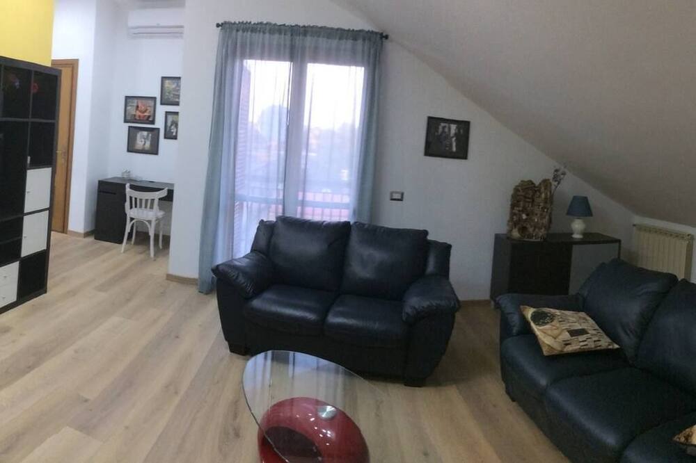 Photo of Livingroom in Casalnuovo di Napoli