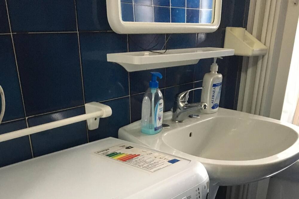 Photo of Bathroom in Calatabiano