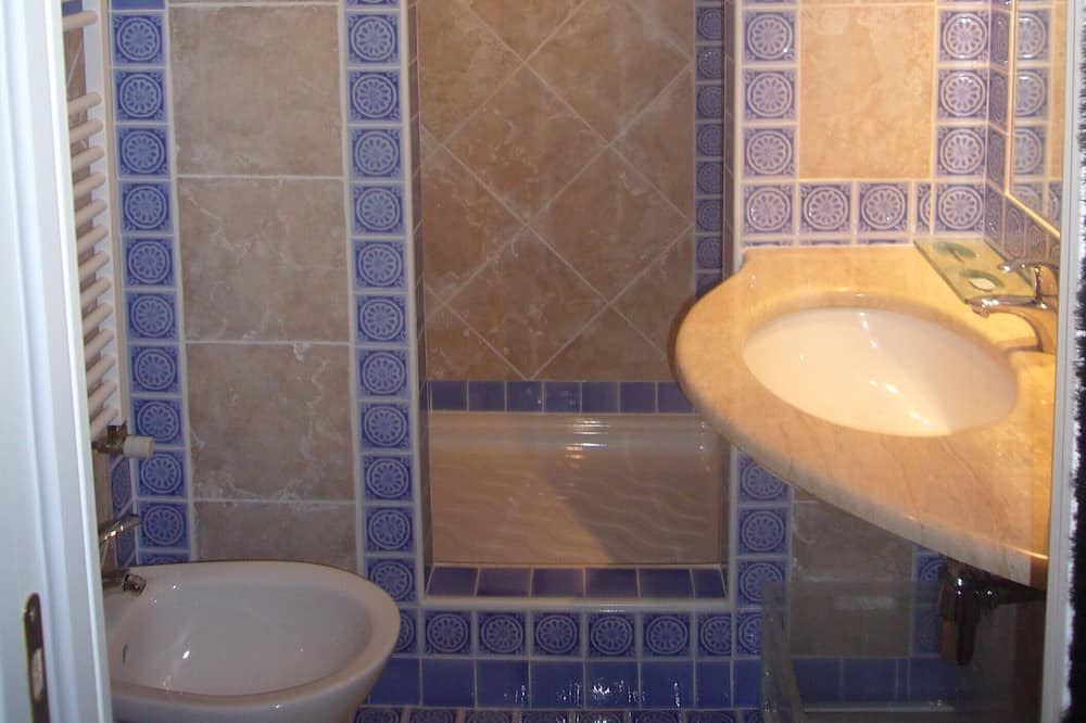 Photo of Bathroom in Santa Reparata