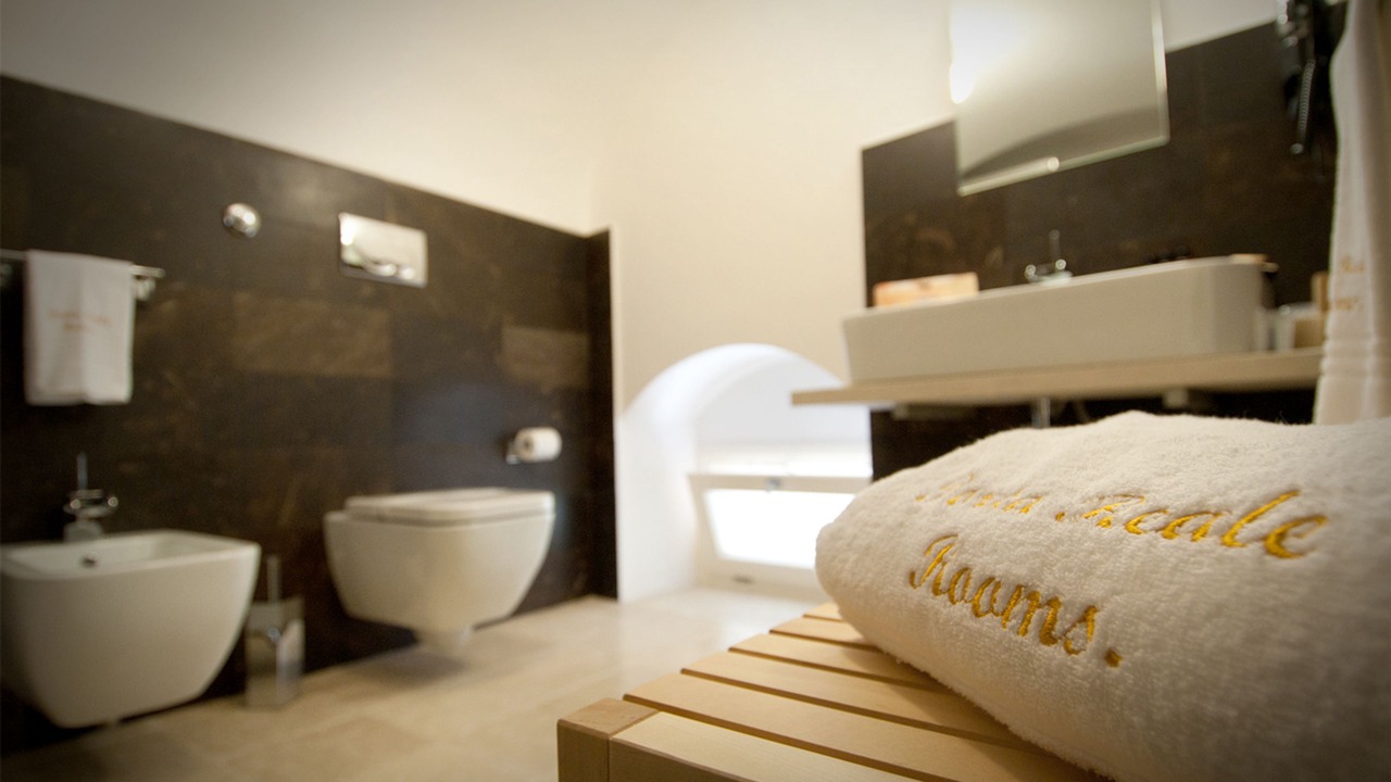Photo of Bathroom in Noto Historic Centre