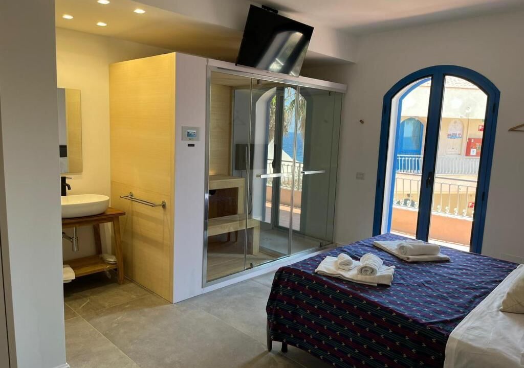 Photo of Bedroom in Saline Joniche