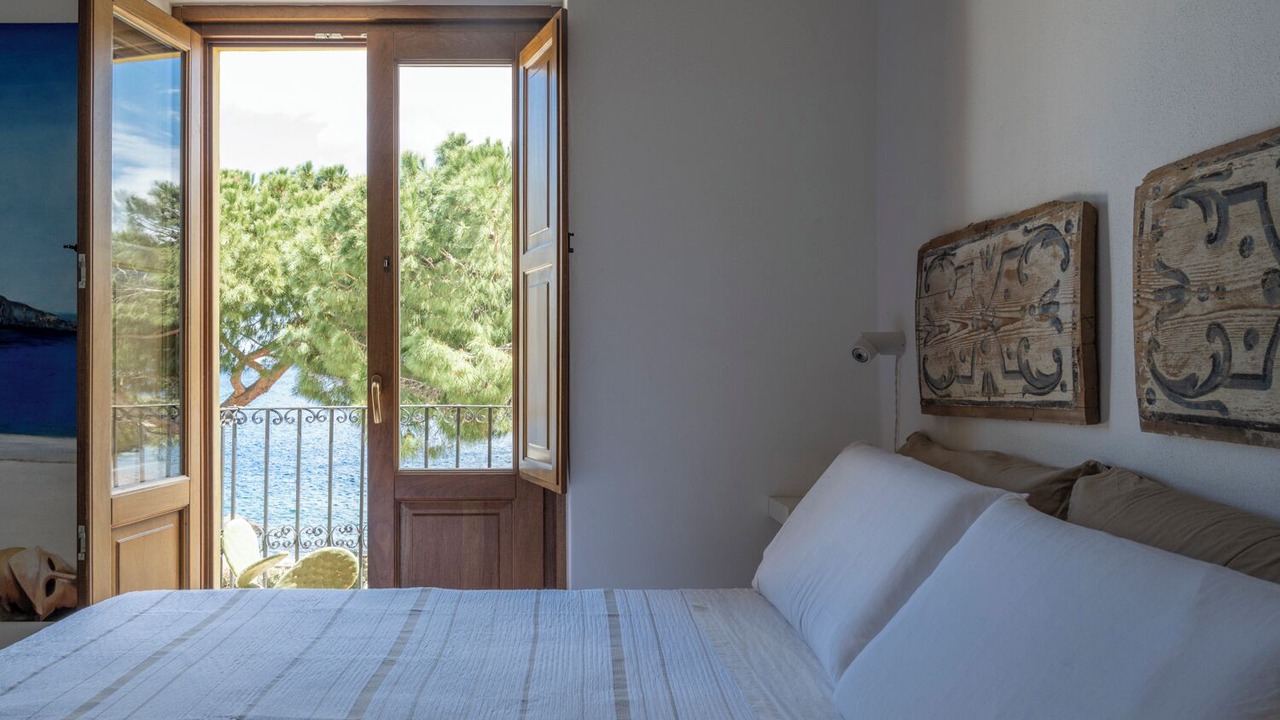 Photo of Patio Balcony in Santa Marina Salina