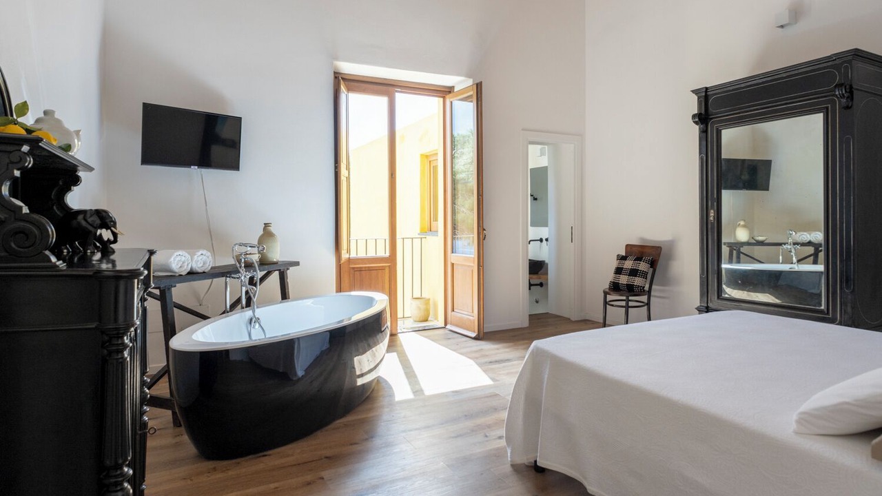 Photo of Bedroom in Santa Marina Salina