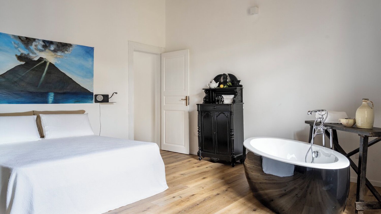 Photo of Bedroom in Santa Marina Salina