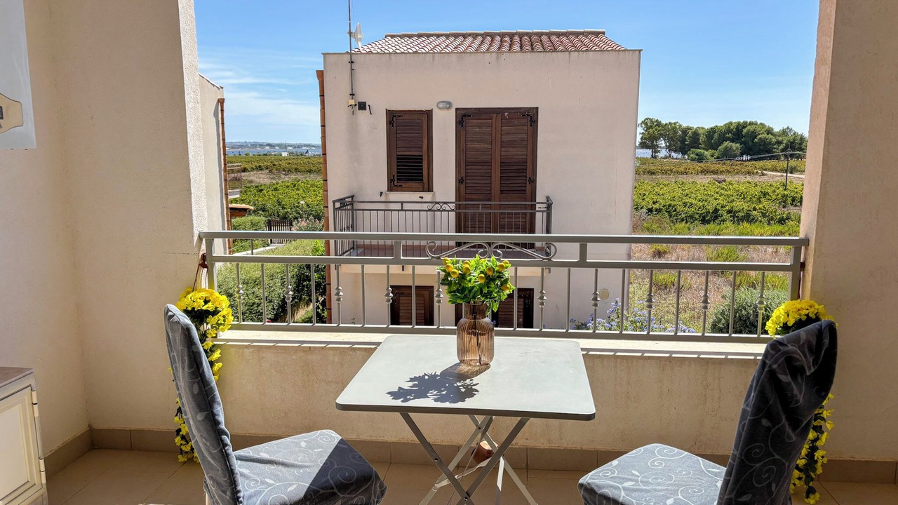 Photo of Patio Balcony in Birgi Vecchi