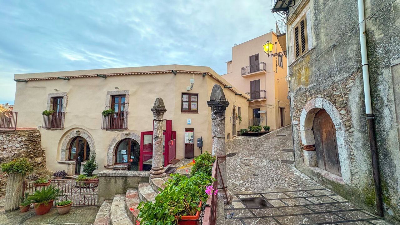Photo of Outdoor in San Marco d'Alunzio