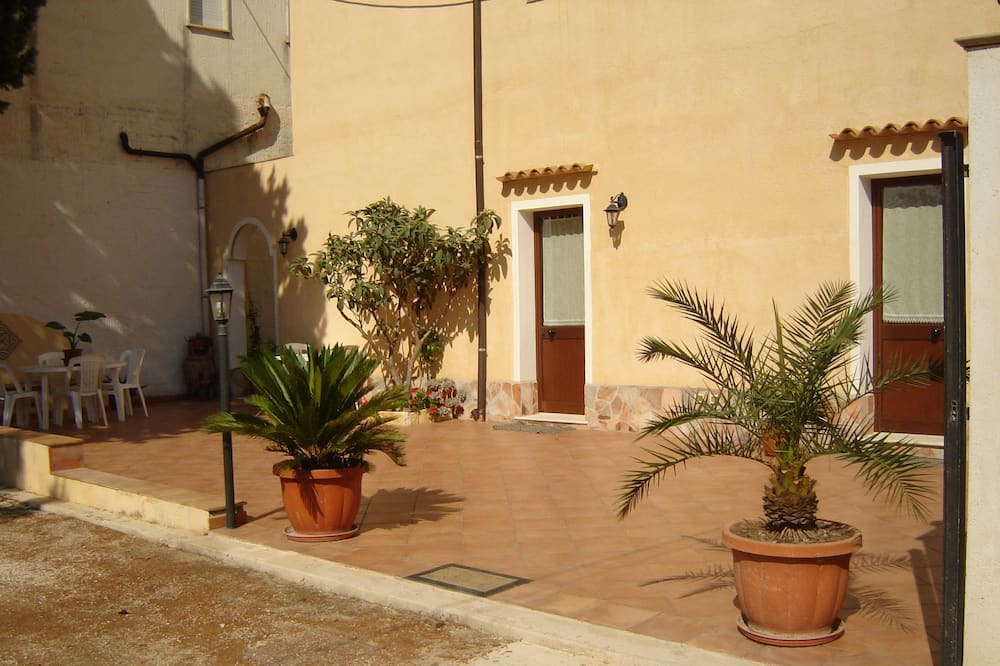 Photo of Outdoor in Mockarta
