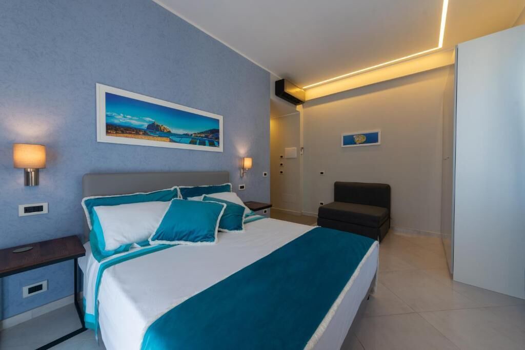 Photo of Bedroom in Ischia Porto