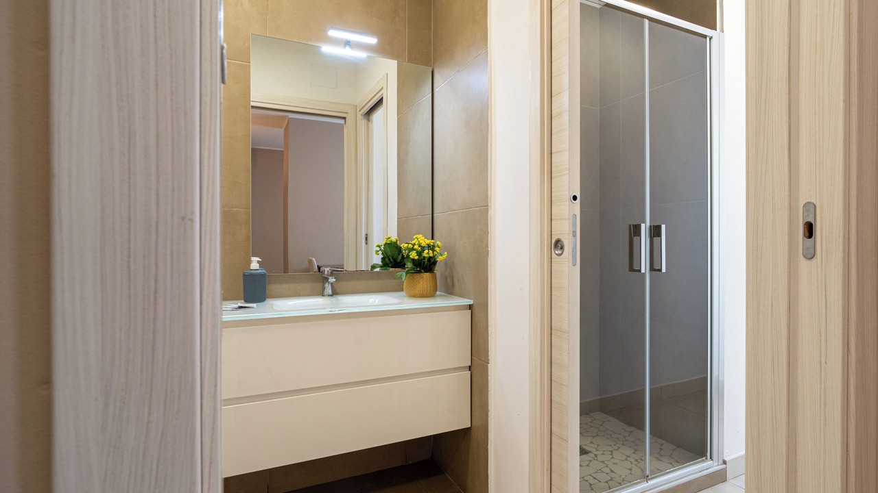 Photo of Bathroom in Catania City Centre