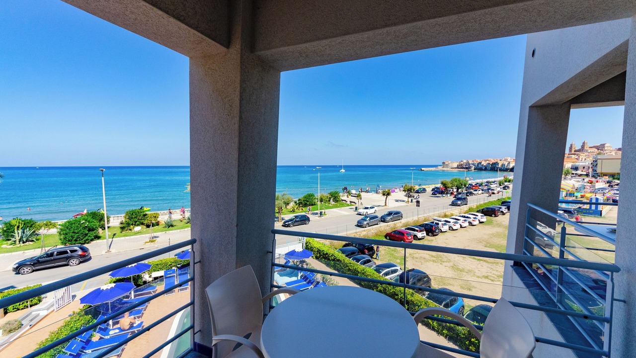Photo of Others in Cefalu