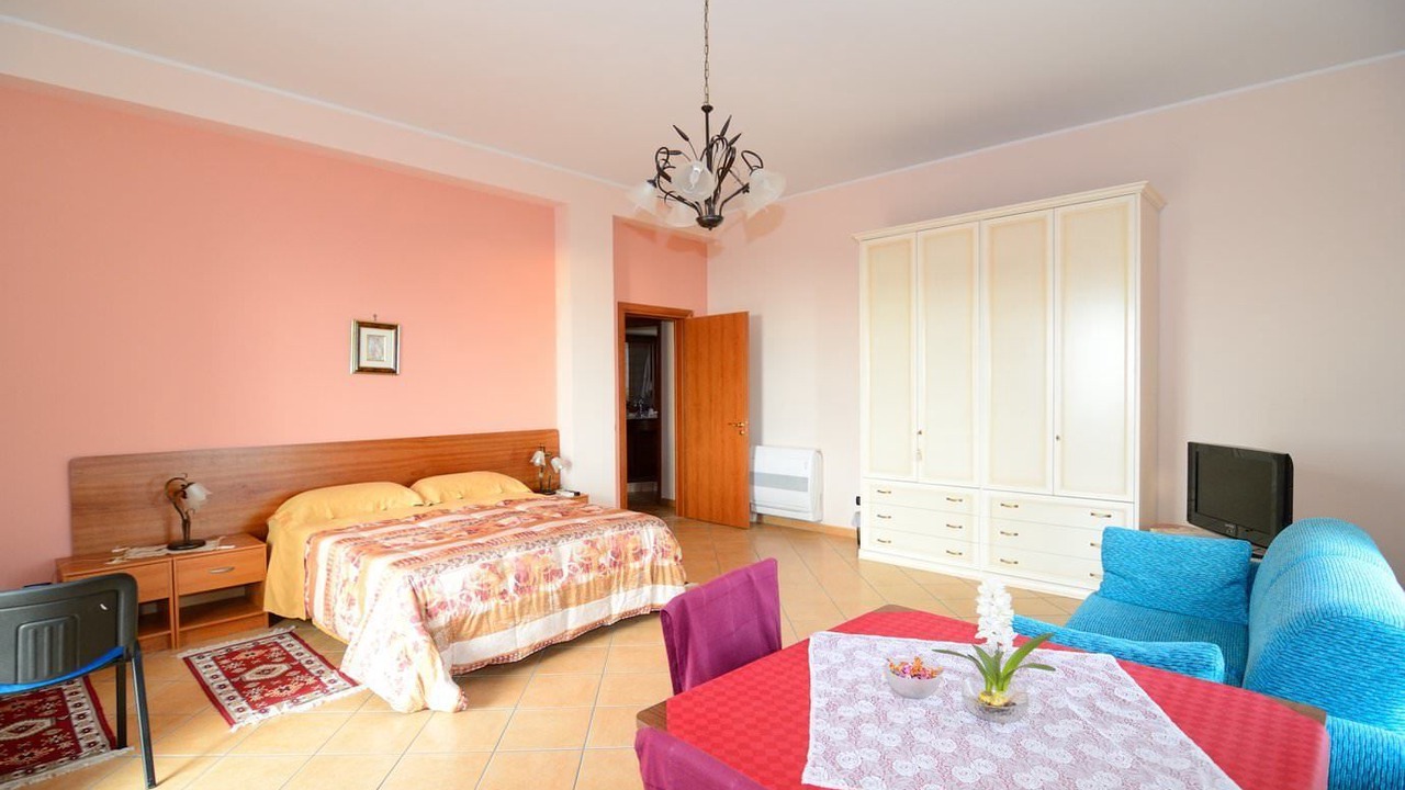 Photo of Bedroom in Milo