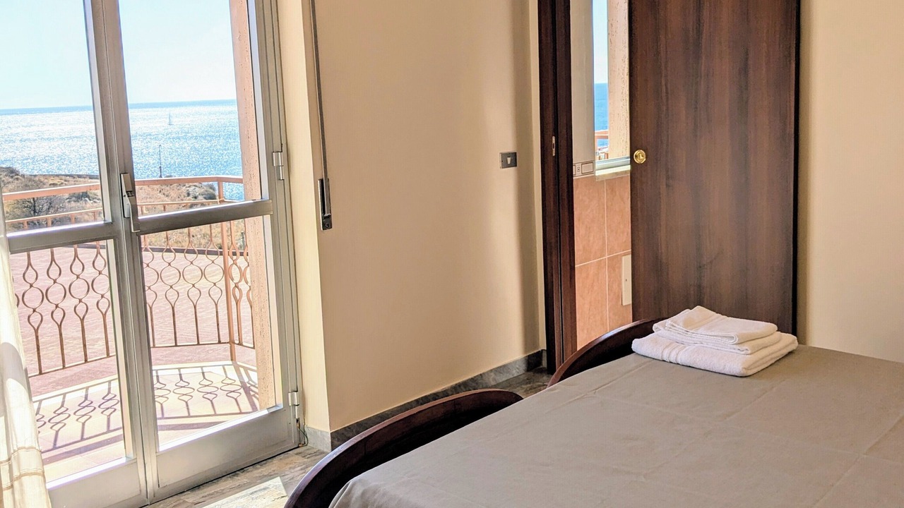 Photo of Patio Balcony in Motta San Giovanni