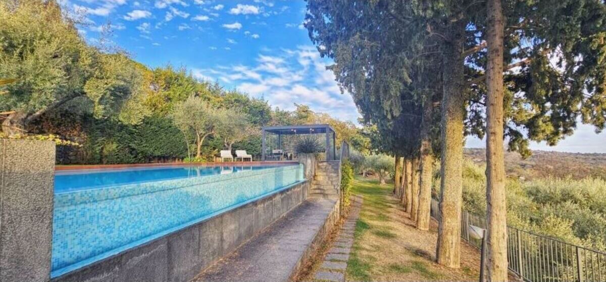 Photo of Outdoor in Ragalna
