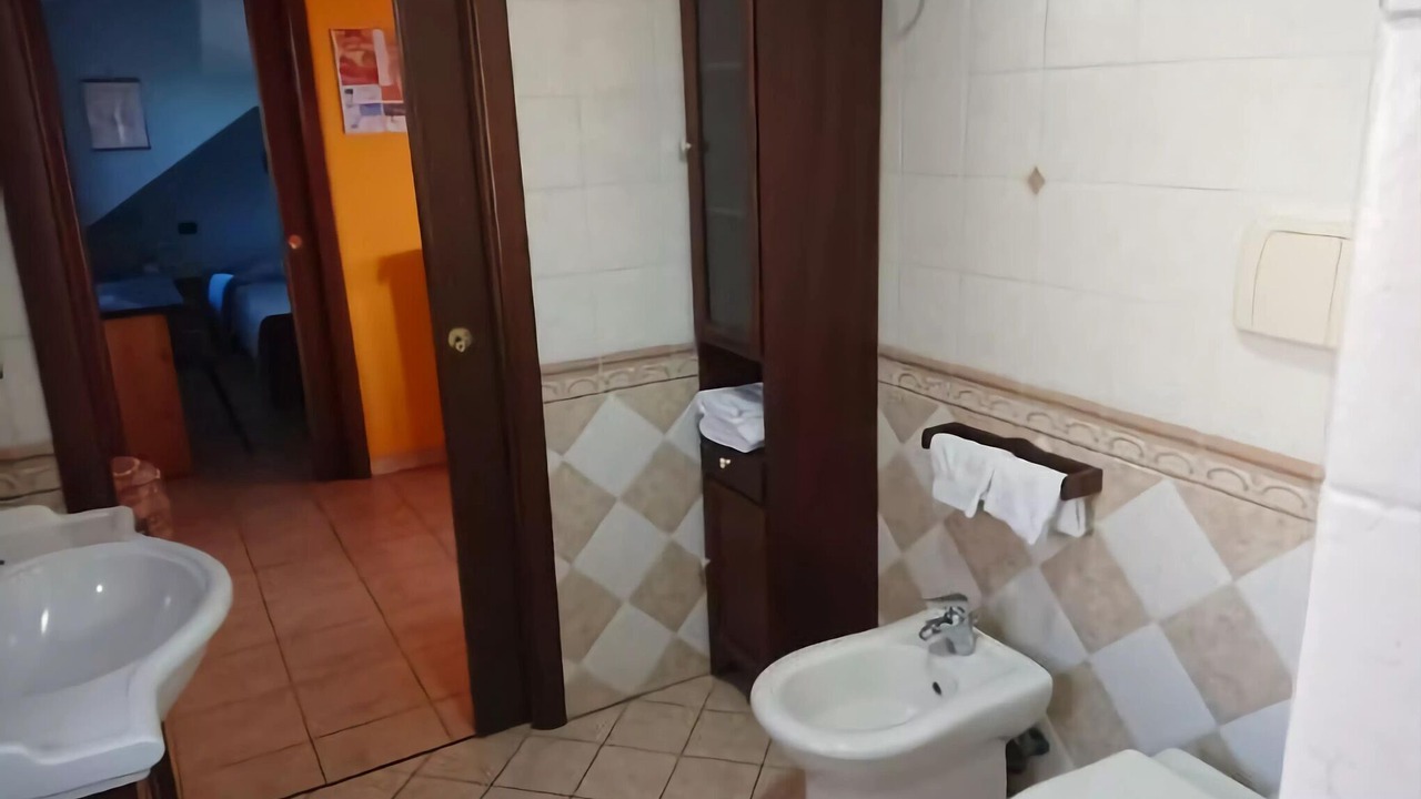 Photo of Bathroom in Villa San Giovanni