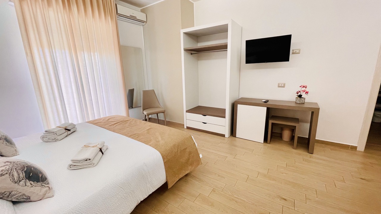 Photo of Bedroom in Tiche