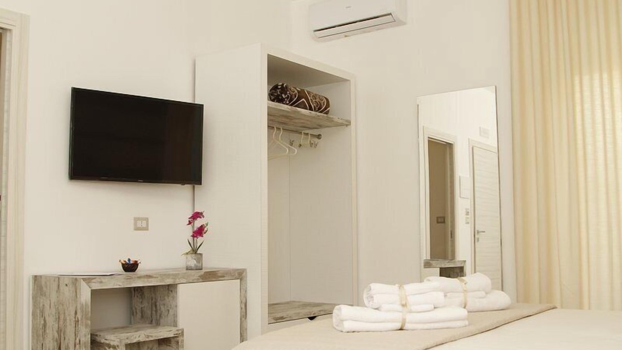 Photo of Bedroom in Tiche