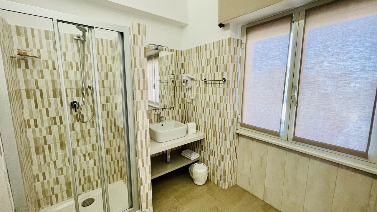 Photo of Bathroom in Tiche