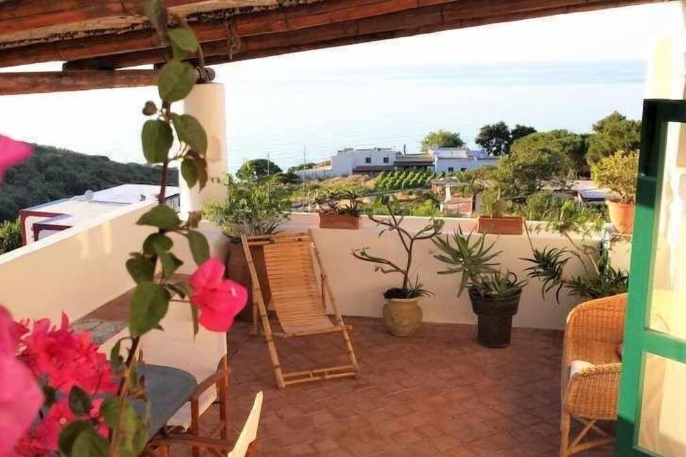 Photo of Patio Balcony in Malfa