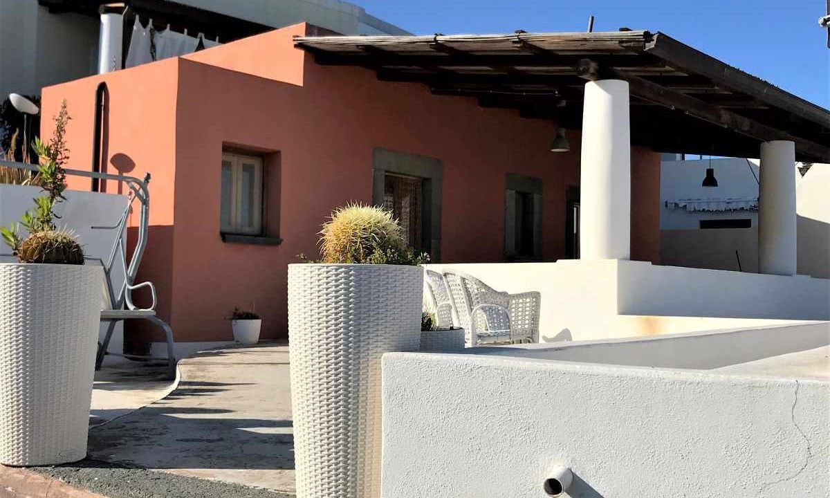 Photo of Outdoor in Lingua