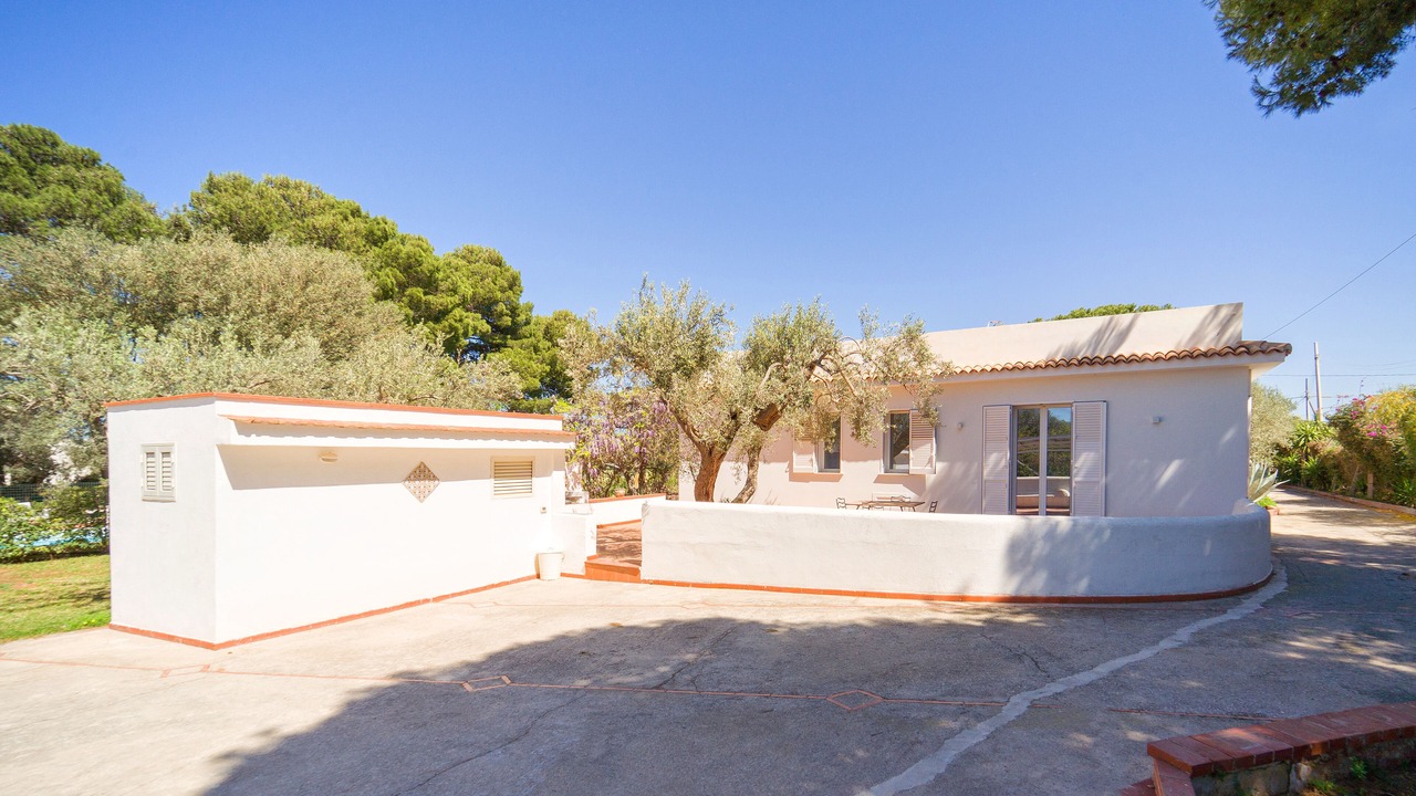 Photo of Outdoor in Terrasini
