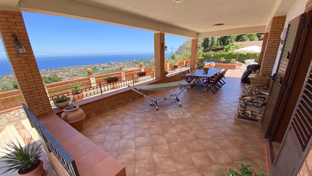Photo of Patio Balcony in Torre Colonna-sperone