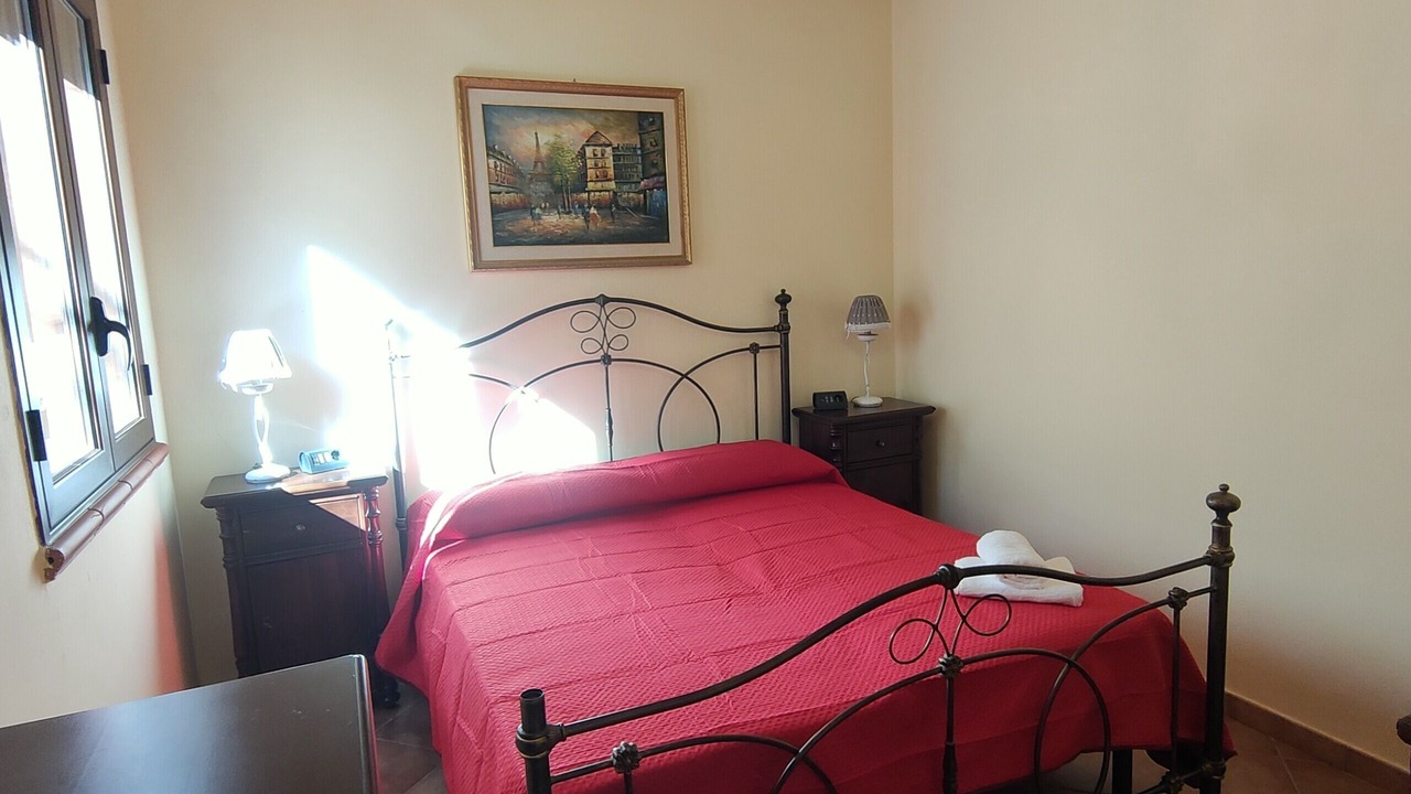 Photo of Bedroom in Torre Colonna-sperone