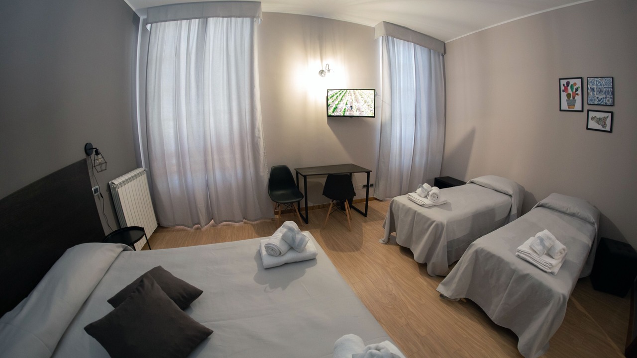 Photo of Bedroom in Patti