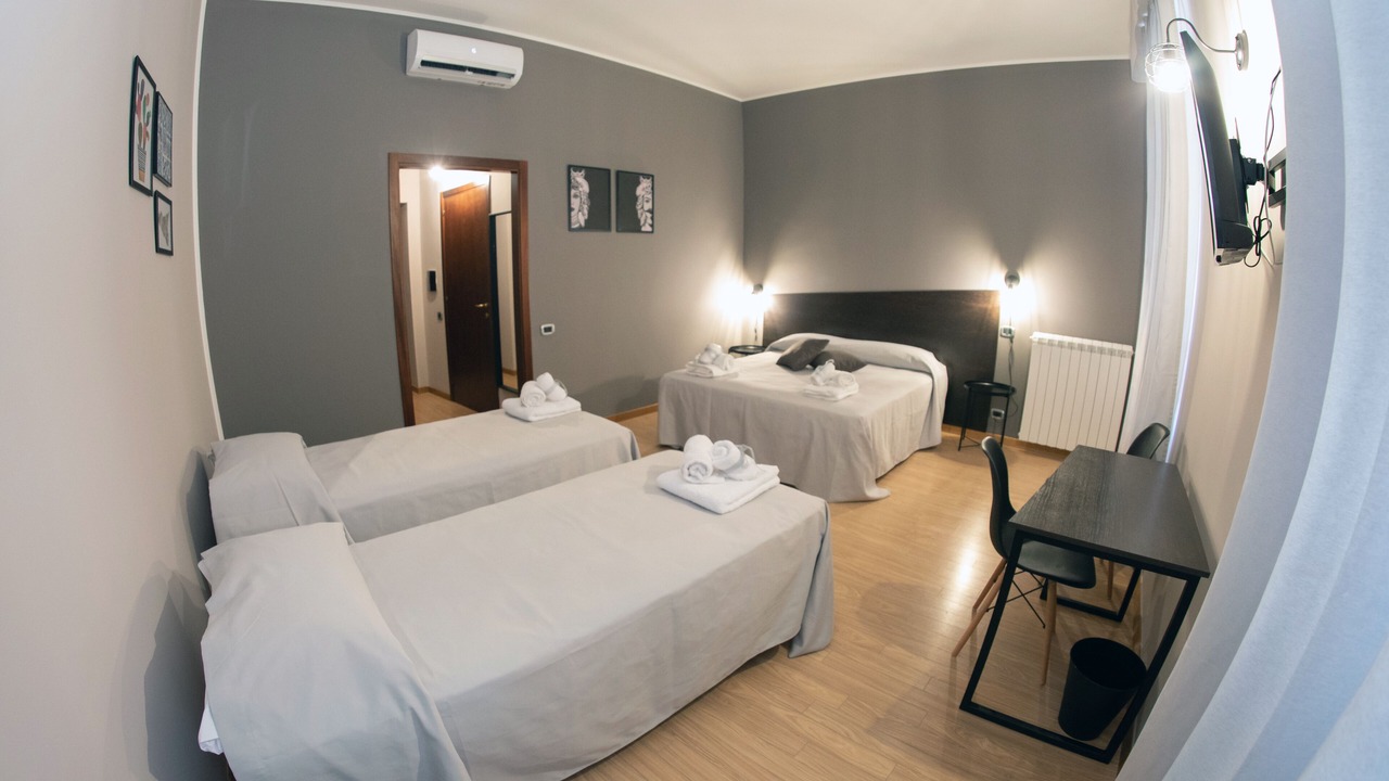 Photo of Bedroom in Patti