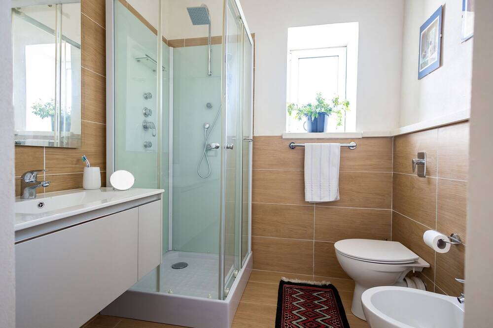 Photo of Bathroom in Marinella di Selinunte