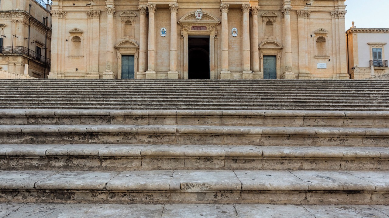 Photo of Others in Noto