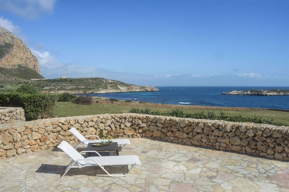 Photo of Patio Balcony in Favignana