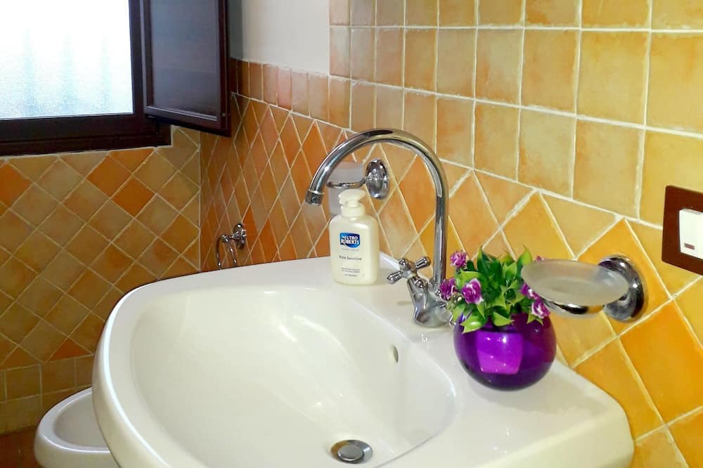 Photo of Bathroom in Buseto Palizzolo
