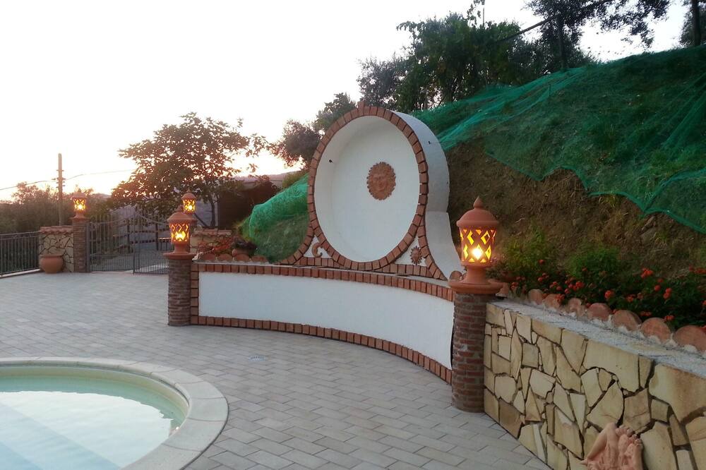 Photo of Outdoor in Reitano