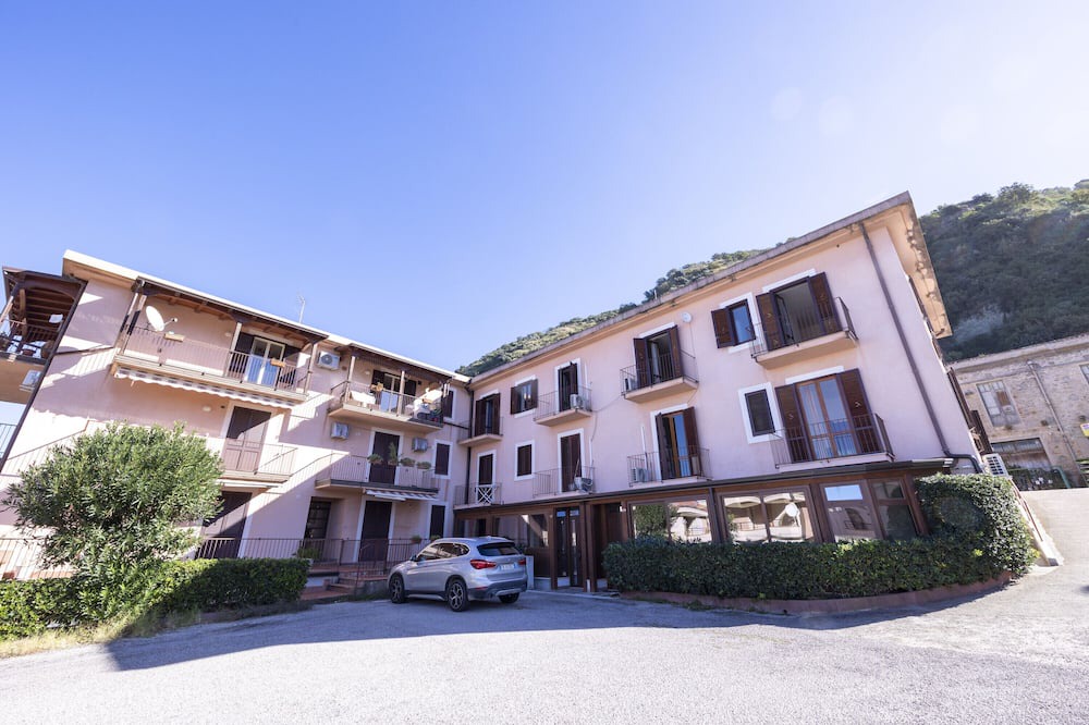 Photo of Outdoor in Piraino