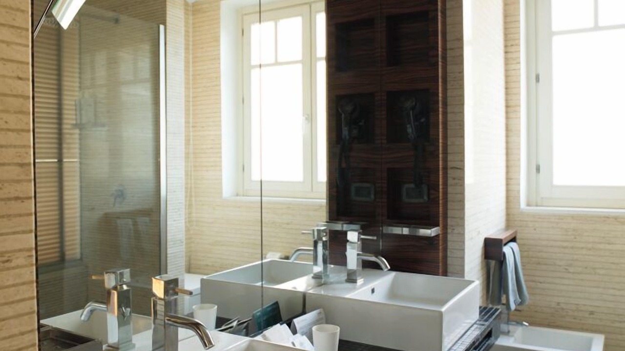 Photo of Bathroom in Picanello-Ognina-Barriera-Canalicchio