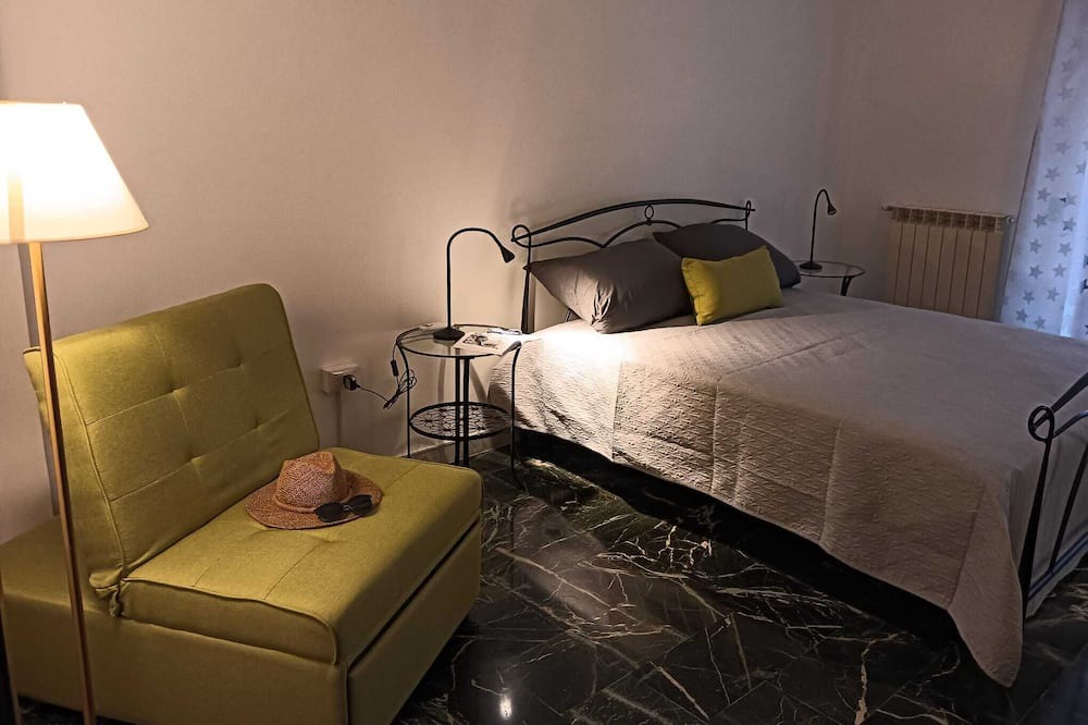 Photo of Bedroom in Portici