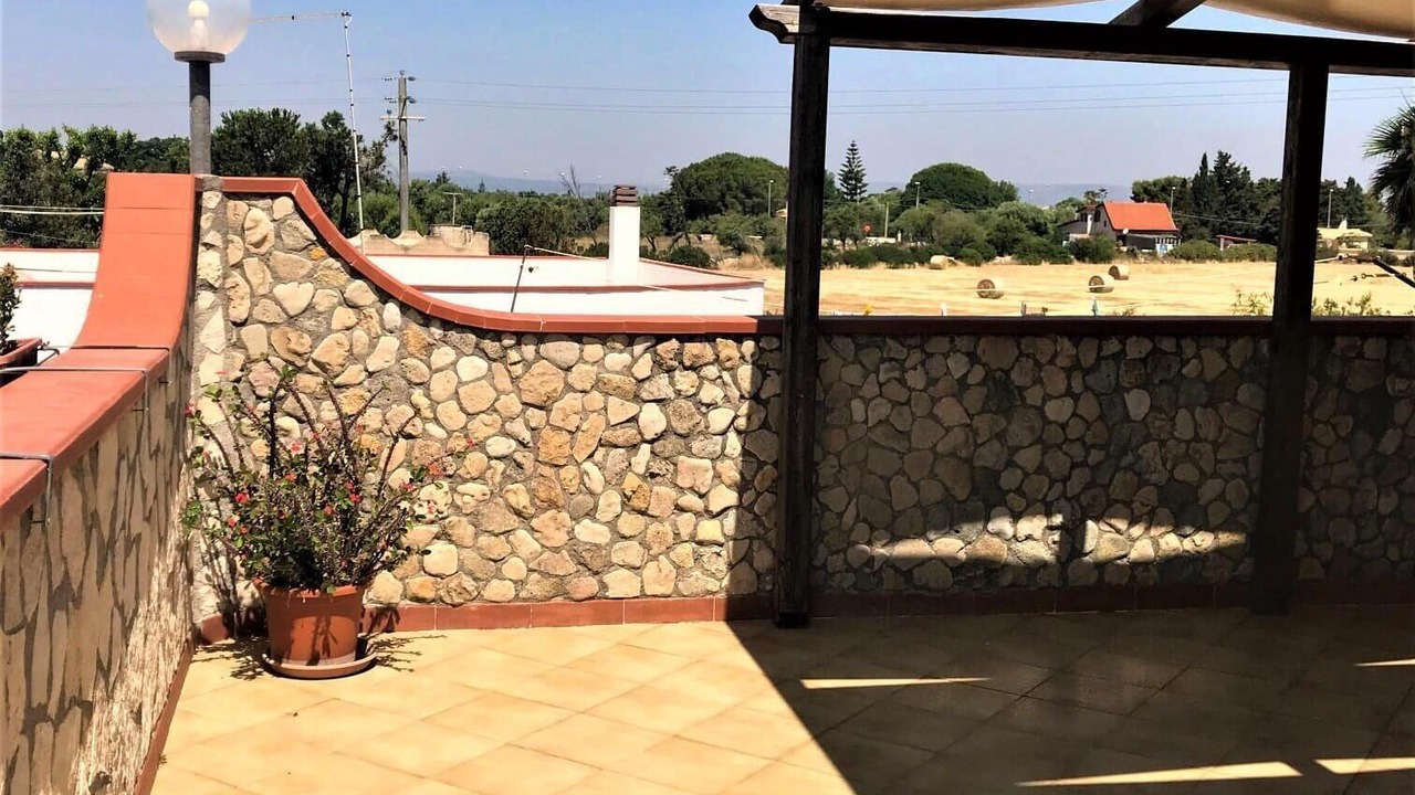 Photo of Patio Balcony in Ognina