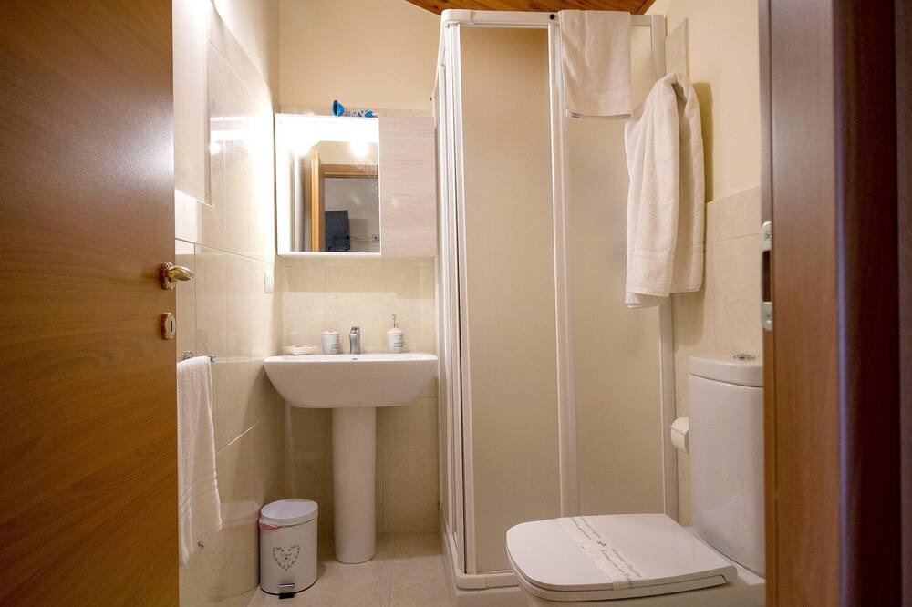 Photo of Bathroom in Trecastagni