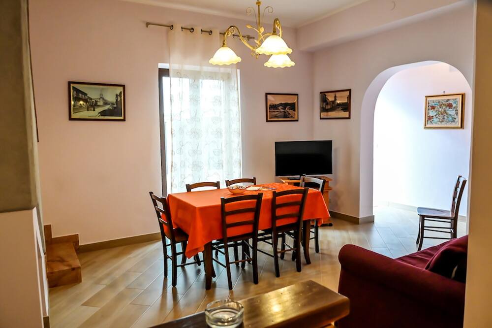 Photo of Livingroom in Trecastagni
