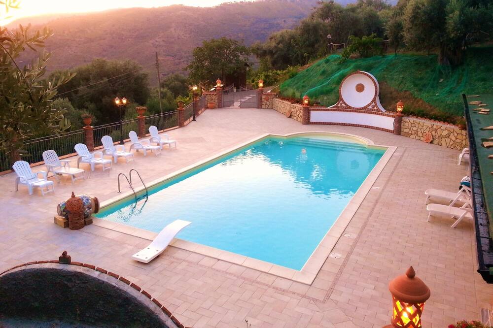 Photo of Outdoor in Reitano