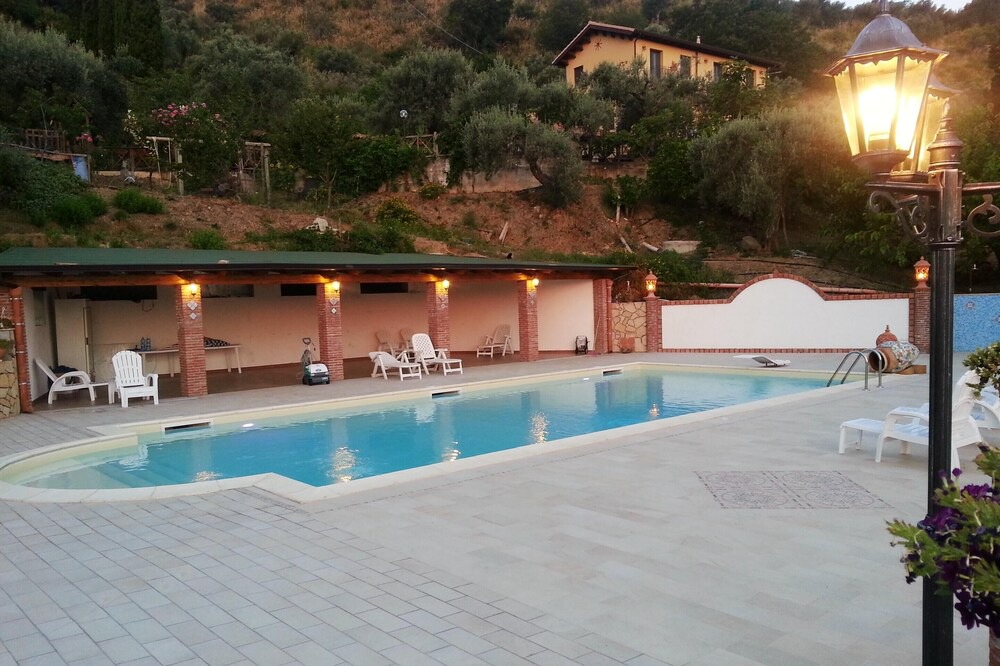 Photo of Outdoor in Reitano