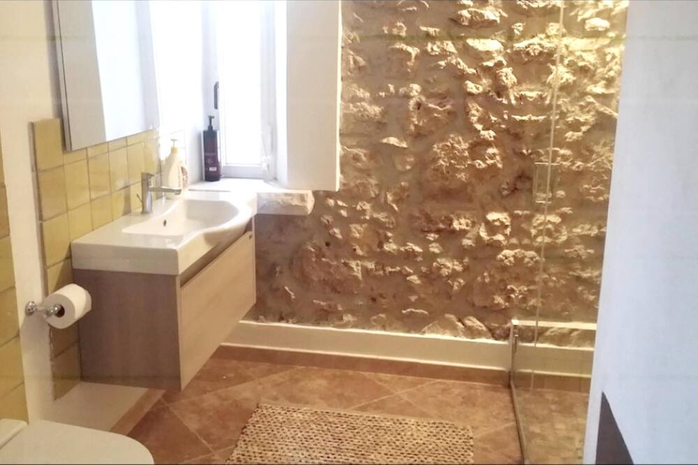 Photo of Bathroom in Salemi