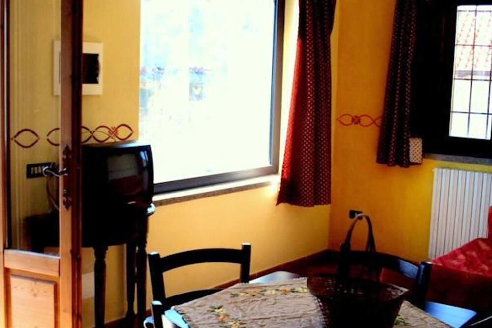 Photo of Livingroom in San Mauro Cilento
