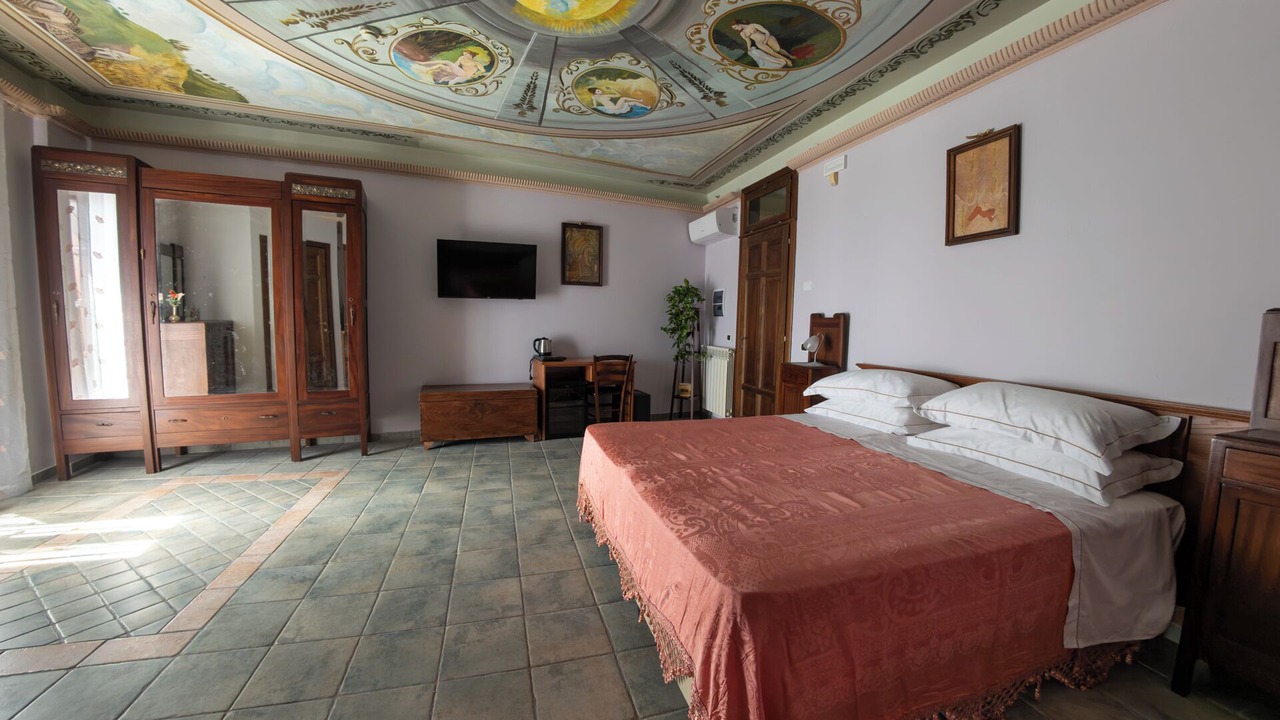Photo of Bedroom in Gioiosa Ionica