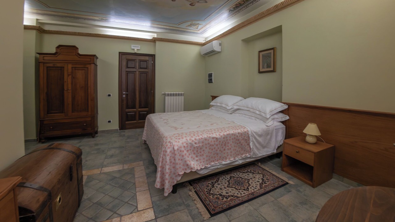 Photo of Bedroom in Gioiosa Ionica