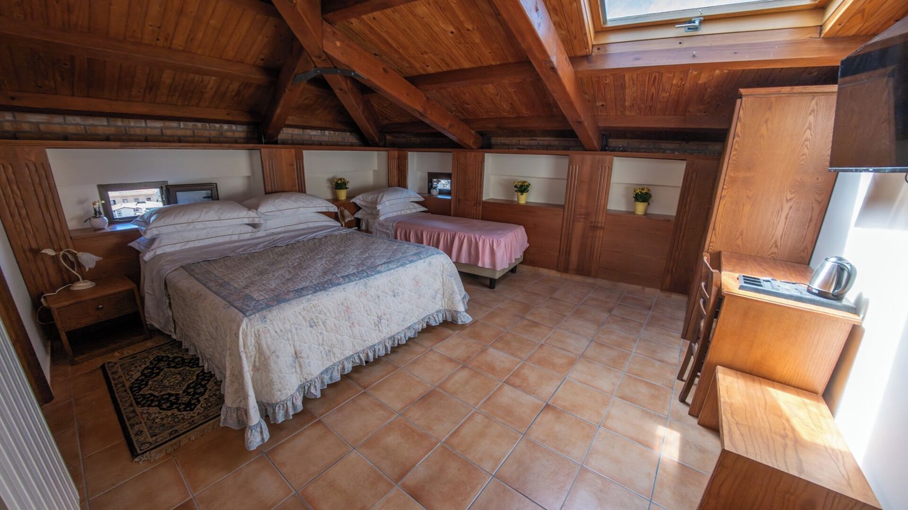 Photo of Bedroom in Gioiosa Ionica