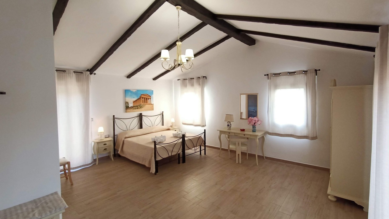Photo of Bedroom in Falconara