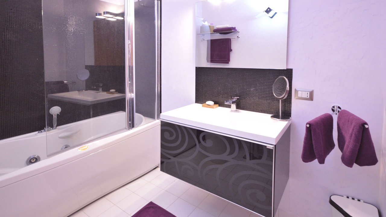 Photo of Bathroom in Torre Archirafi